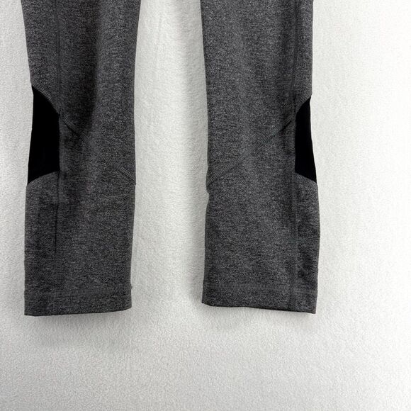 Lululemon Women's Pace‎ Rival Crop Leggings Gray 21' Size 4 - Picture 9 of 12